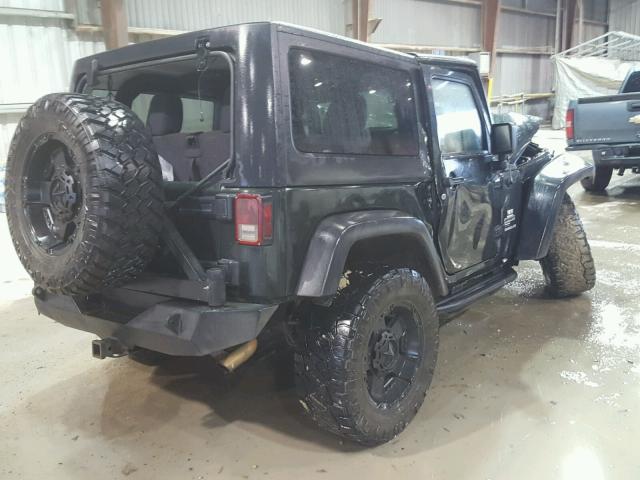 1J4AA2D1XBL621094 - 2011 JEEP WRANGLER S GREEN photo 4