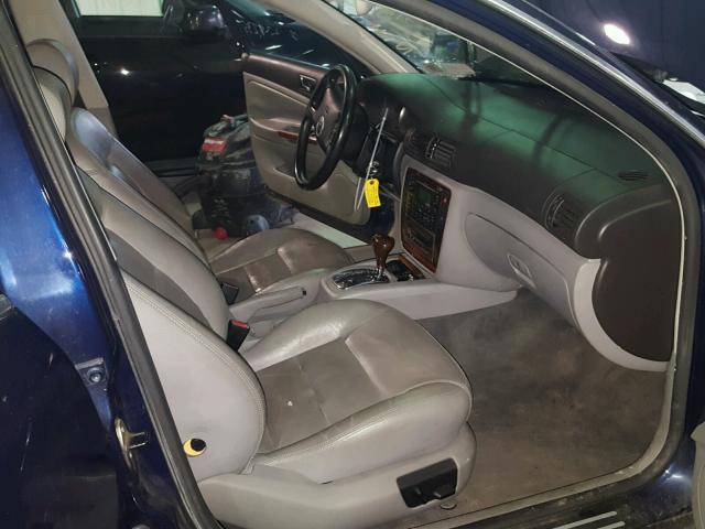 WVWYH63B94E061903 - 2004 VOLKSWAGEN PASSAT GLX 蓝色 照片 5