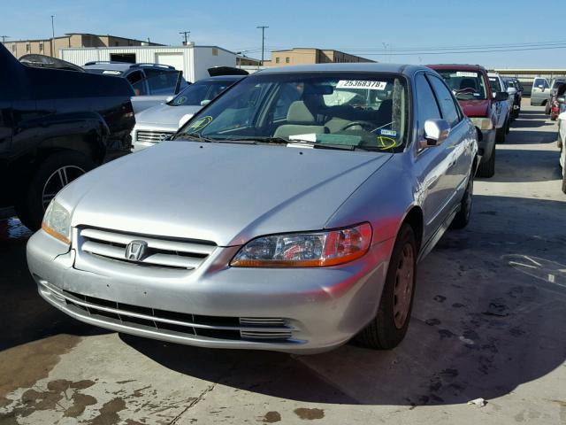 JHMCG56401C030940 - 2001 HONDA ACCORD LX SILVER photo 2