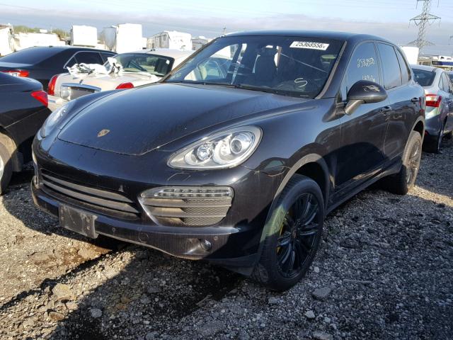 WP1AB2A26DLA84449 - 2013 PORSCHE CAYENNE S BLACK photo 2