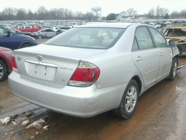 4T1BF32K65U615266 - 2005 TOYOTA CAMRY LE SILVER photo 4