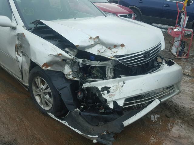 4T1BF32K65U615266 - 2005 TOYOTA CAMRY LE SILVER photo 9