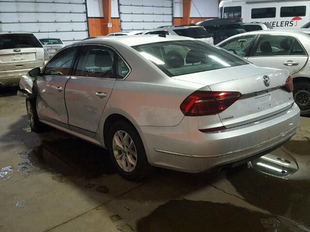 1VWAT7A31HC044559 - 2017 VOLKSWAGEN PASSAT S Silber Foto 3