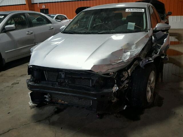 1VWAT7A31HC044559 - 2017 VOLKSWAGEN PASSAT S Silber Foto 9