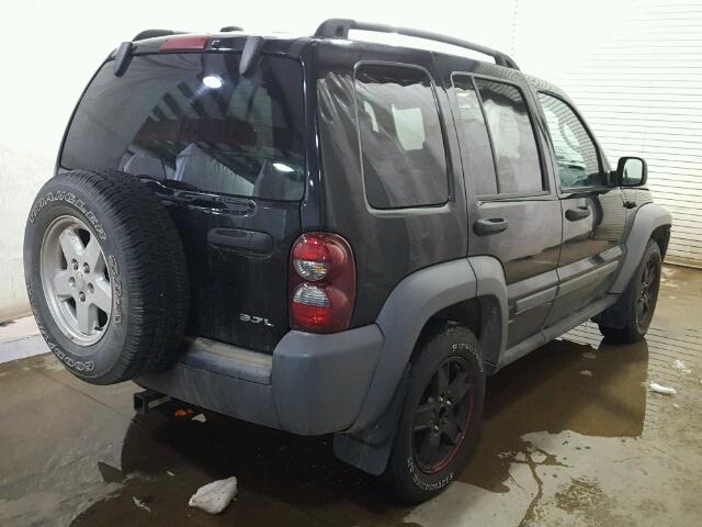 1J4GL48K65W585040 - 2005 JEEP LIBERTY SP BLACK photo 4