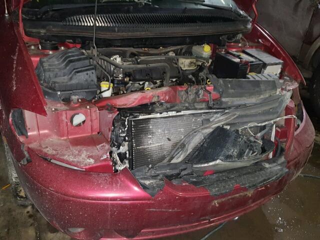 2D4GP44L35R114029 - 2005 DODGE GRAND CARA RED photo 9