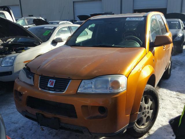 5GZCZ53456S815918 - 2006 SATURN VUE ORANGE photo 2