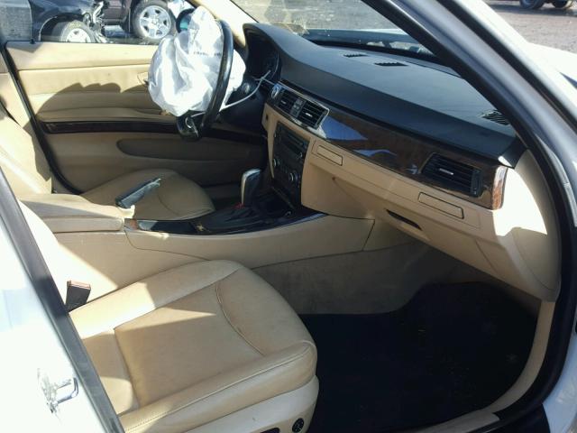 WBAVC93597K033048 - 2007 BMW 328 XI Սպիտակ լուսանկար 5