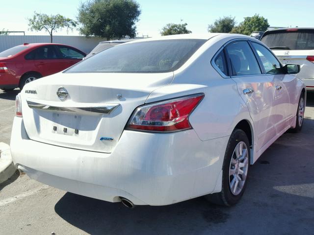 1N4AL3AP0EC133636 - 2014 NISSAN ALTIMA 2.5 WHITE photo 4