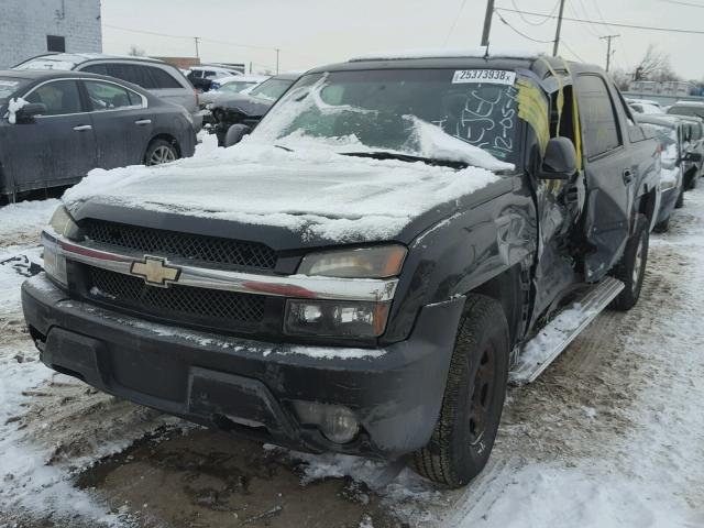 3GNEK13TX2G114461 - 2002 CHEVROLET AVALANCHE BLACK photo 2