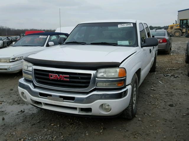 2GTEC13T651401587 - 2005 GMC NEW SIERRA WHITE photo 2