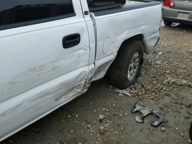 2GTEC13T651401587 - 2005 GMC NEW SIERRA WHITE photo 9