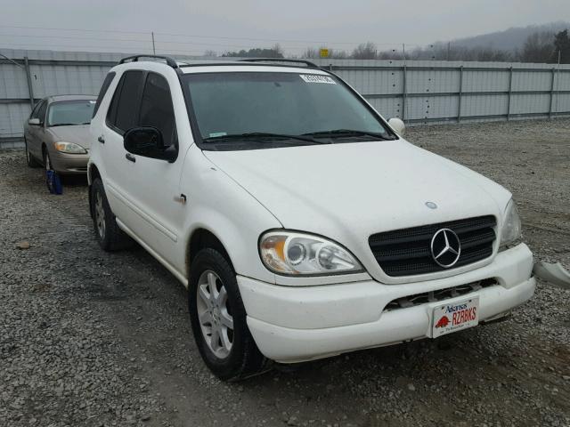 4JGAB72E7XA103061 - 1999 MERCEDES-BENZ ML 430 WHITE photo 1