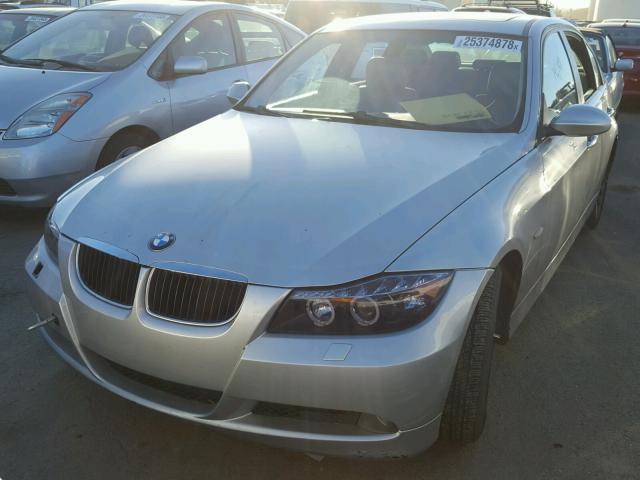 WBAVC93527KX60936 - 2007 BMW 328 XI SILVER photo 2