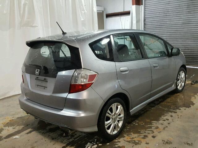 JHMGE88429S072887 - 2009 HONDA FIT SPORT GRAY photo 4