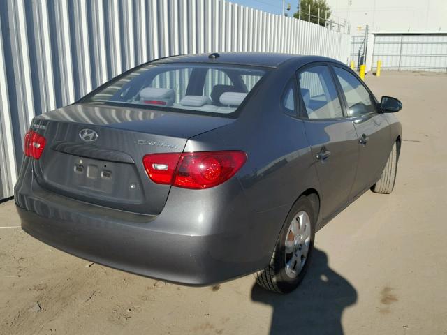 KMHDU46D58U303315 - 2008 HYUNDAI ELANTRA GL GRAY photo 4