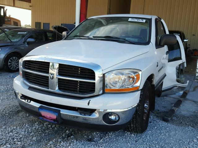 3D7KR28C46G273767 - 2006 DODGE RAM 2500 S WHITE photo 2