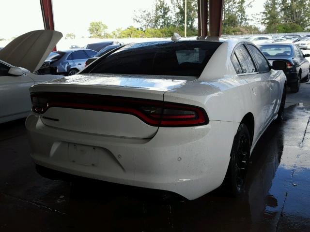 2C3CDXBG1FH768356 - 2015 DODGE CHARGER SE WHITE photo 4