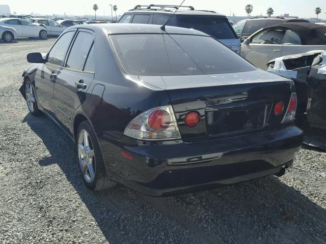 JTHBD182610010413 - 2001 LEXUS IS 300 BLACK photo 3