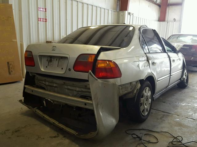 2HGEJ6614XH522272 - 1999 HONDA CIVIC BASE SILVER photo 4