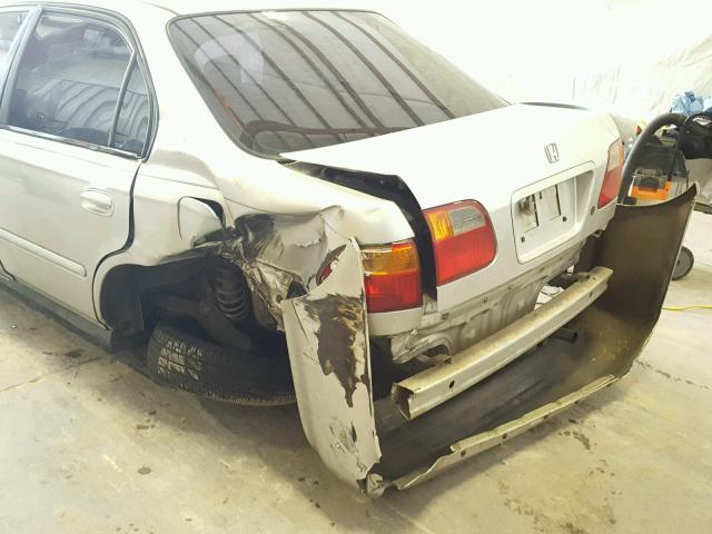 2HGEJ6614XH522272 - 1999 HONDA CIVIC BASE SILVER photo 9
