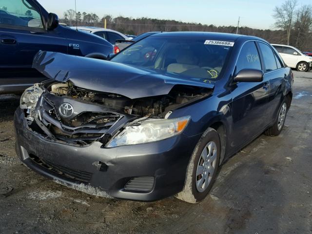 4T1BF3EK1AU021920 - 2010 TOYOTA CAMRY BASE GRAY photo 2