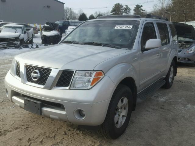 5N1AR18W37C642189 - 2007 NISSAN PATHFINDER SILVER photo 2