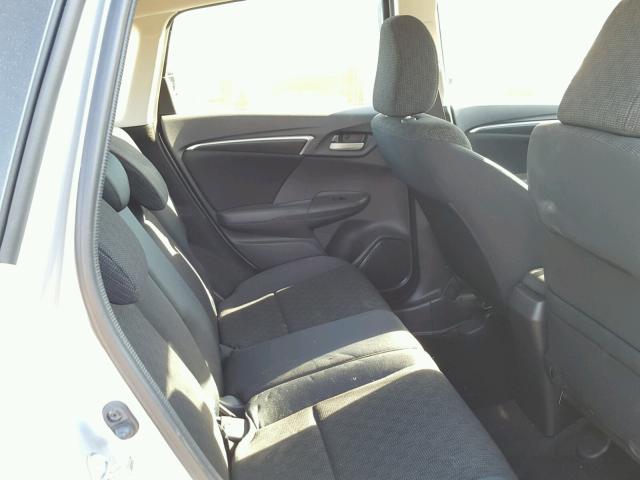 JHMGK5H50GX001381 - 2016 HONDA FIT LX Argent photo 6