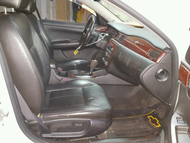 2G1WD58C279231789 - 2007 CHEVROLET IMPALA SUP 白色 照片 5