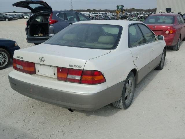 JT8BF28G4W5036899 - 1998 LEXUS ES 300 WHITE photo 4