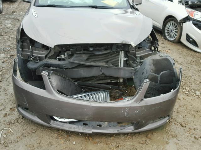 1G4GC5E30CF186111 - 2012 BUICK LACROSSE GRAY photo 9