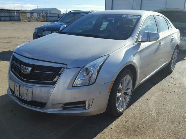 2G61M5S36H9149272 - 2017 CADILLAC XTS LUXURY SILVER photo 2