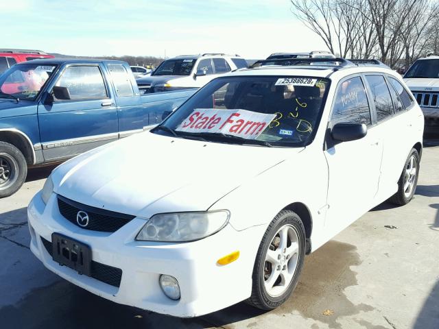 JM1BJ245421546837 - 2002 MAZDA PROTEGE PR WHITE photo 2