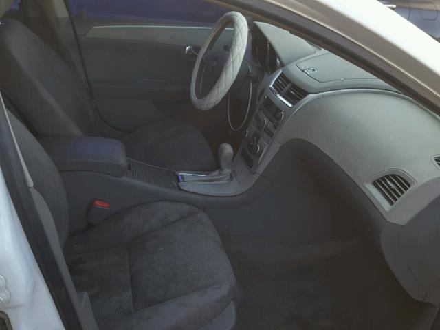 1G1ZH57899E238453 - 2009 CHEVROLET MALIBU 1LT თეთრი ფოტო 5