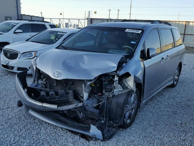 5TDXK3DC5BS164505 - 2011 TOYOTA SIENNA SPO SILVER photo 2