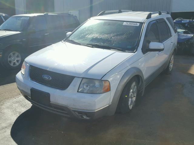 1FMDK02117GA30199 - 2007 FORD FREESTYLE WHITE photo 2