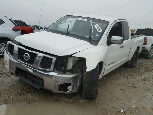 1N6BA06A55N567852 - 2005 NISSAN TITAN XE WHITE photo 2