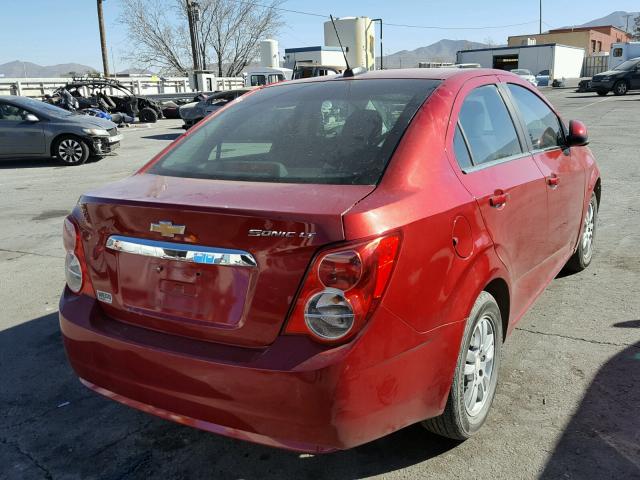 1G1JC5SH7G4177166 - 2016 CHEVROLET SONIC LT RED photo 4