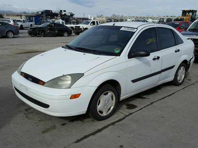 1FAFP33P23W119935 - 2003 FORD FOCUS LX WHITE photo 2