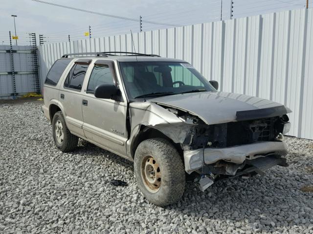 1GNDT13W22K117849 - 2002 CHEVROLET BLAZER TAN photo 1