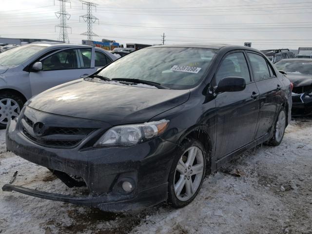 2T1BU4EEXDC996928 - 2013 TOYOTA COROLLA BA BLACK photo 2