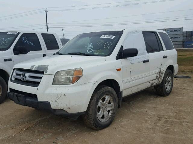 5FNYF28187B018025 - 2007 HONDA PILOT LX WHITE photo 2