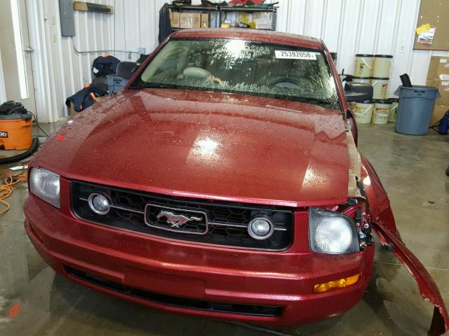 1ZVFT80N575281590 - 2007 FORD MUSTANG BURGUNDY photo 9