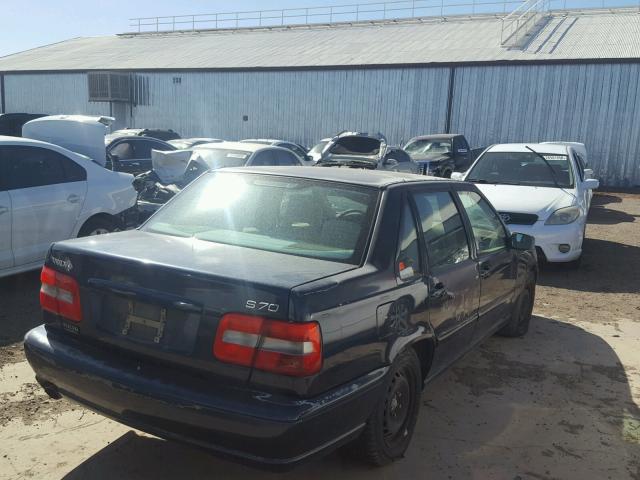 YV1LS5577W1500602 - 1998 VOLVO S70 BLUE photo 4