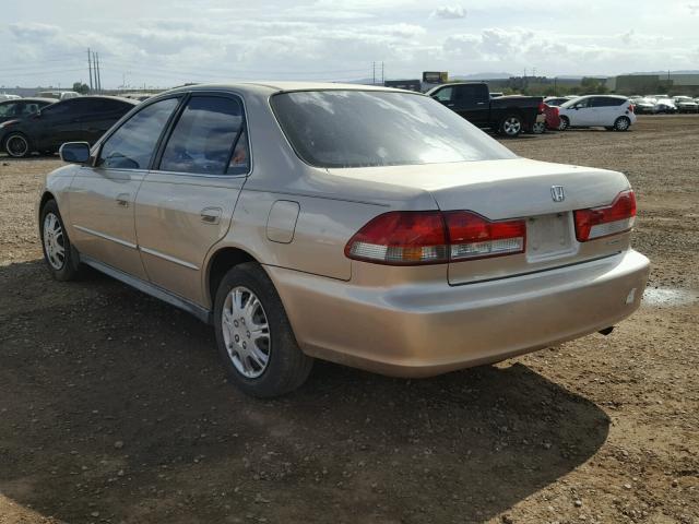 JHMCG56401C015872 - 2001 HONDA ACCORD LX GOLD photo 3