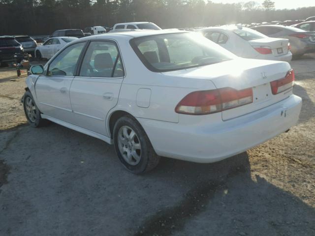 JHMCG56662C008198 - 2002 HONDA ACCORD EX WHITE photo 3