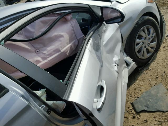 KMHD74LF6JU449435 - 2018 HYUNDAI ELANTRA SE SILVER photo 9