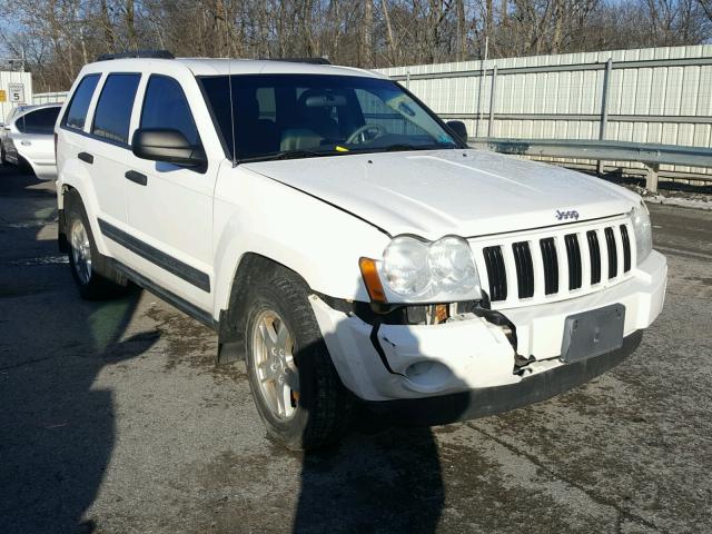 1J4GR48K16C353639 - 2006 JEEP GRAND CHER WHITE photo 1