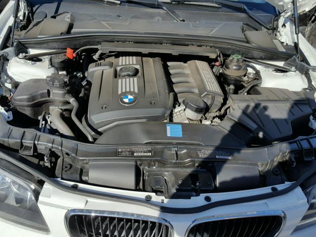 WBAUP9C55BVL90752 - 2011 BMW 128 I თეთრი ფოტო 7
