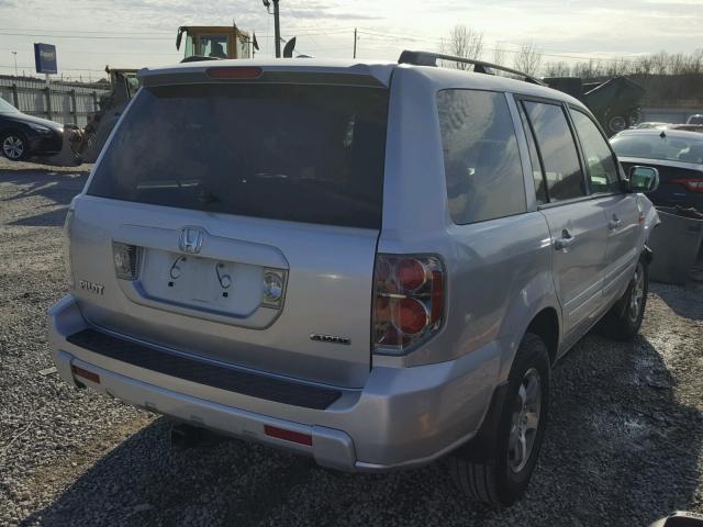 5FNYF18606B006147 - 2006 HONDA PILOT EX SILVER photo 4